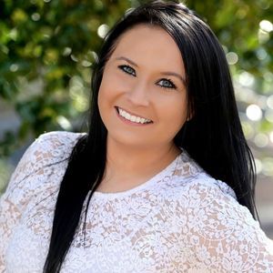 Meet your Posher, Marie